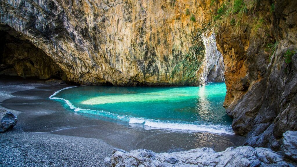 Le 10 Spiagge Più Belle Della Calabria Ville E Giardini