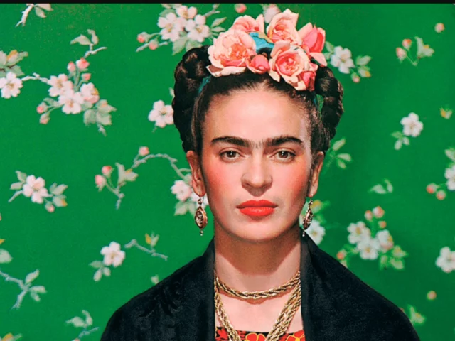 A ospitare Frida Kahlo. Oltre il mito è il MUDEC di Milano che per quattro mesi – dal 1 febbraio al 3 giugno – porterà nella capitale meneghina oltre cento opere