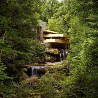 Falling water house, di Franck Lloyd Wright