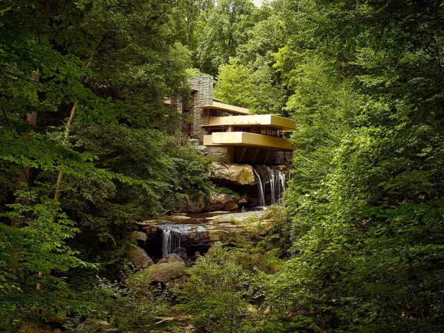 Falling water house, di Franck Lloyd Wright