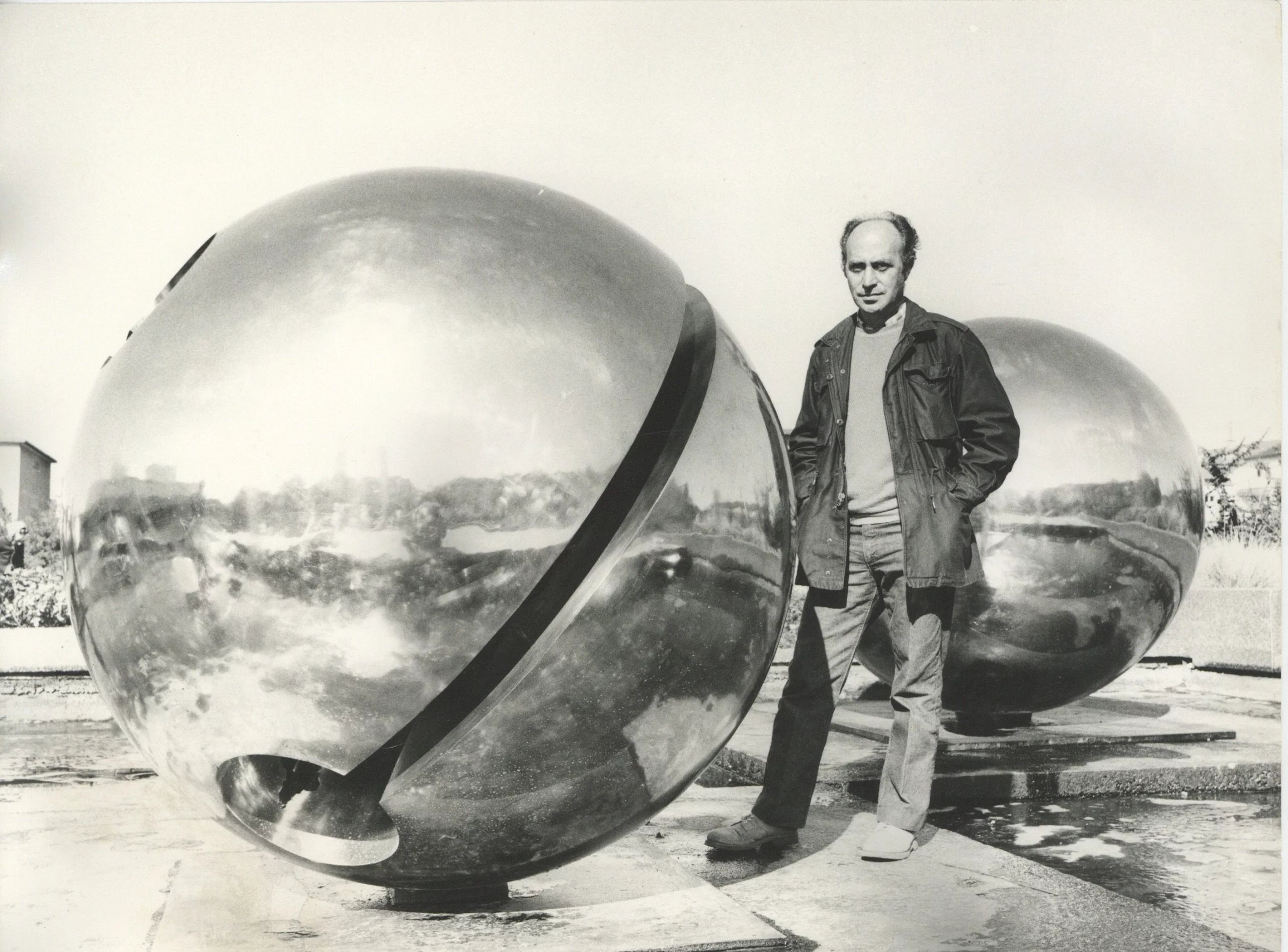 Arnaldo Pomodoro la negazione della Forma Villegiardini