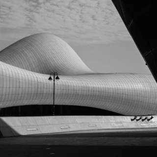 Centro culturale di Baku di Zaha Hadid VilleGiardini stileitaliano villegiardini.it