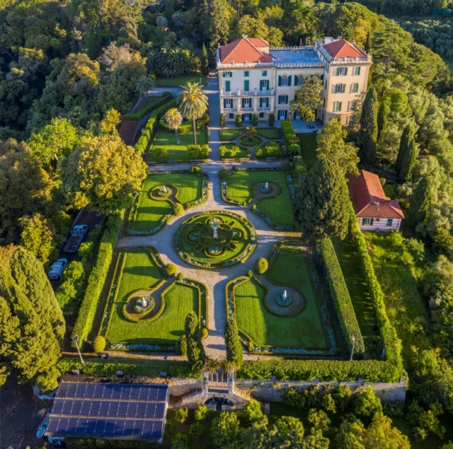 Veduta dall'alto di Villa Marigola con il suo giardino all'italiana 