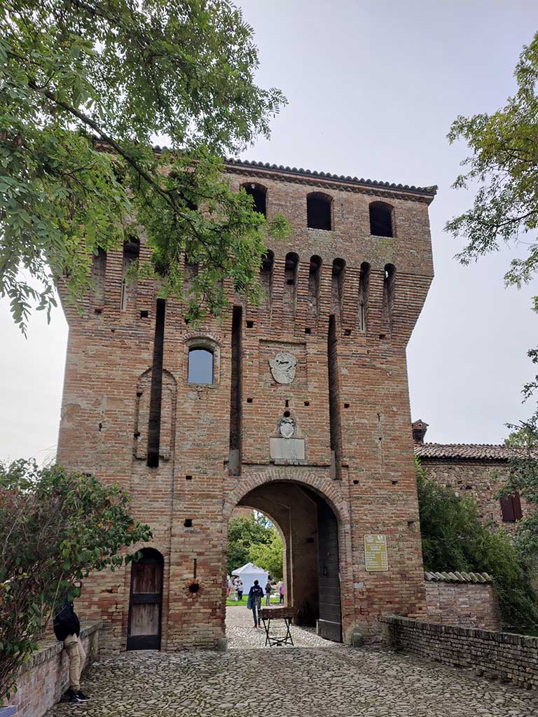 Castello di Paderna