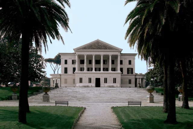 VILLA TORLONIA Casino Nobile