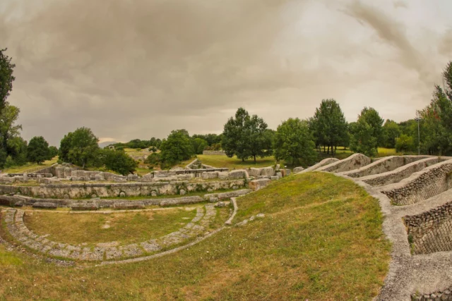 Scavi di Carsulae, antica cittÃ  romana a San Gemini in Umbria