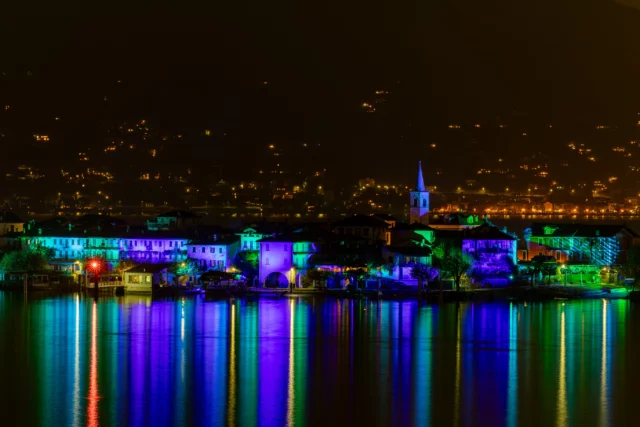 Foto ravvicinata dell'Isola dei Pescatori