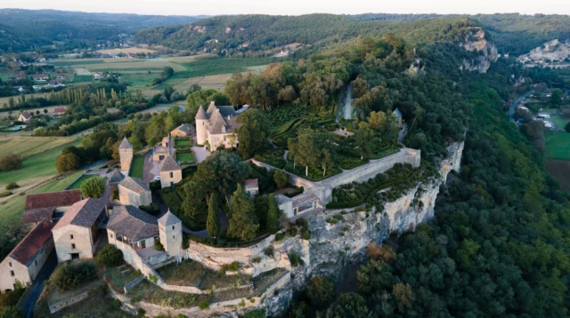 Panoramica del complesso dello ChÃ¢teau e dei Giardini di Marqueyssac