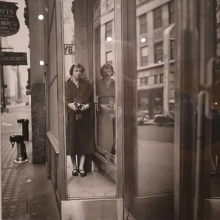 Autoritratto di Vivian Maier